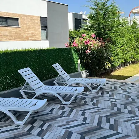 Dream Pool- Garage * Kusadası