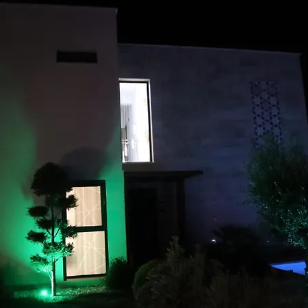 Dream Pool- Garage Villa Kusadası