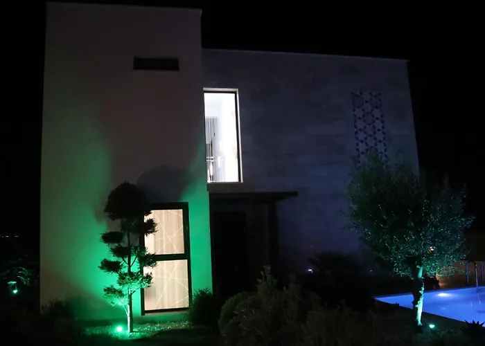 Dream Pool- Garage Villa Kusadasi