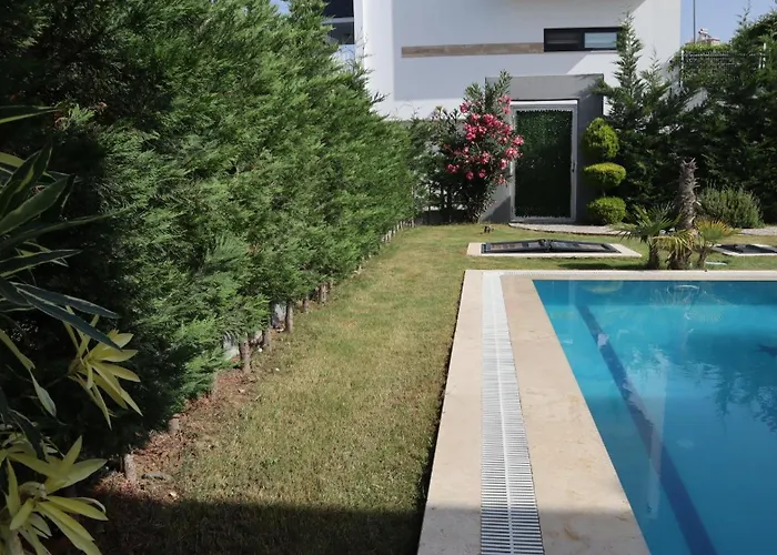 Dream Pool- Garage * Kusadası